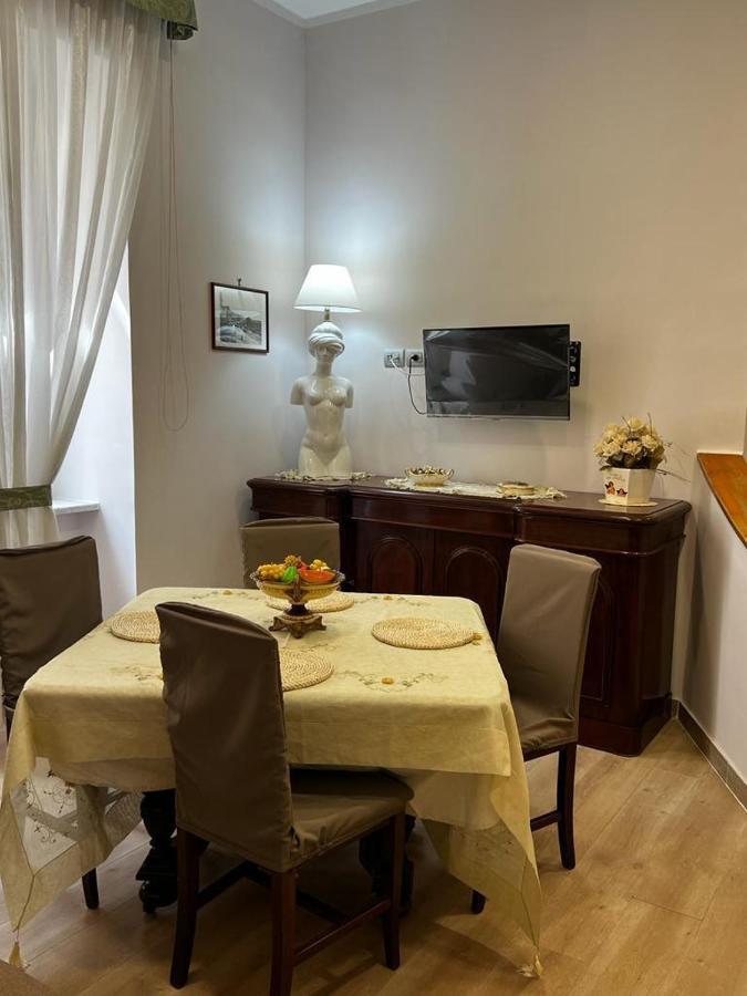 Appartement A Casa E Mamma' à Naples Extérieur photo